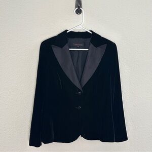 Escada Black Velvet Blazer - Designer Quiet Luxury Classic Formal Glam - 40